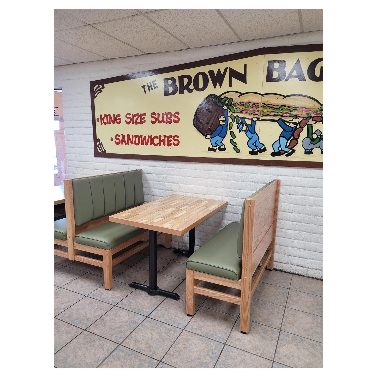 Custom Wood Timber Frame Booth With Vertical Channel