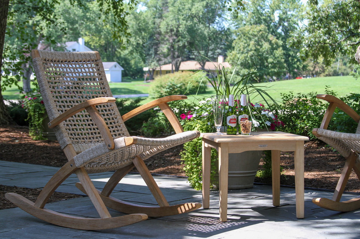 Antique Wash Square Outdoor Accent Table 19.5" x 18"