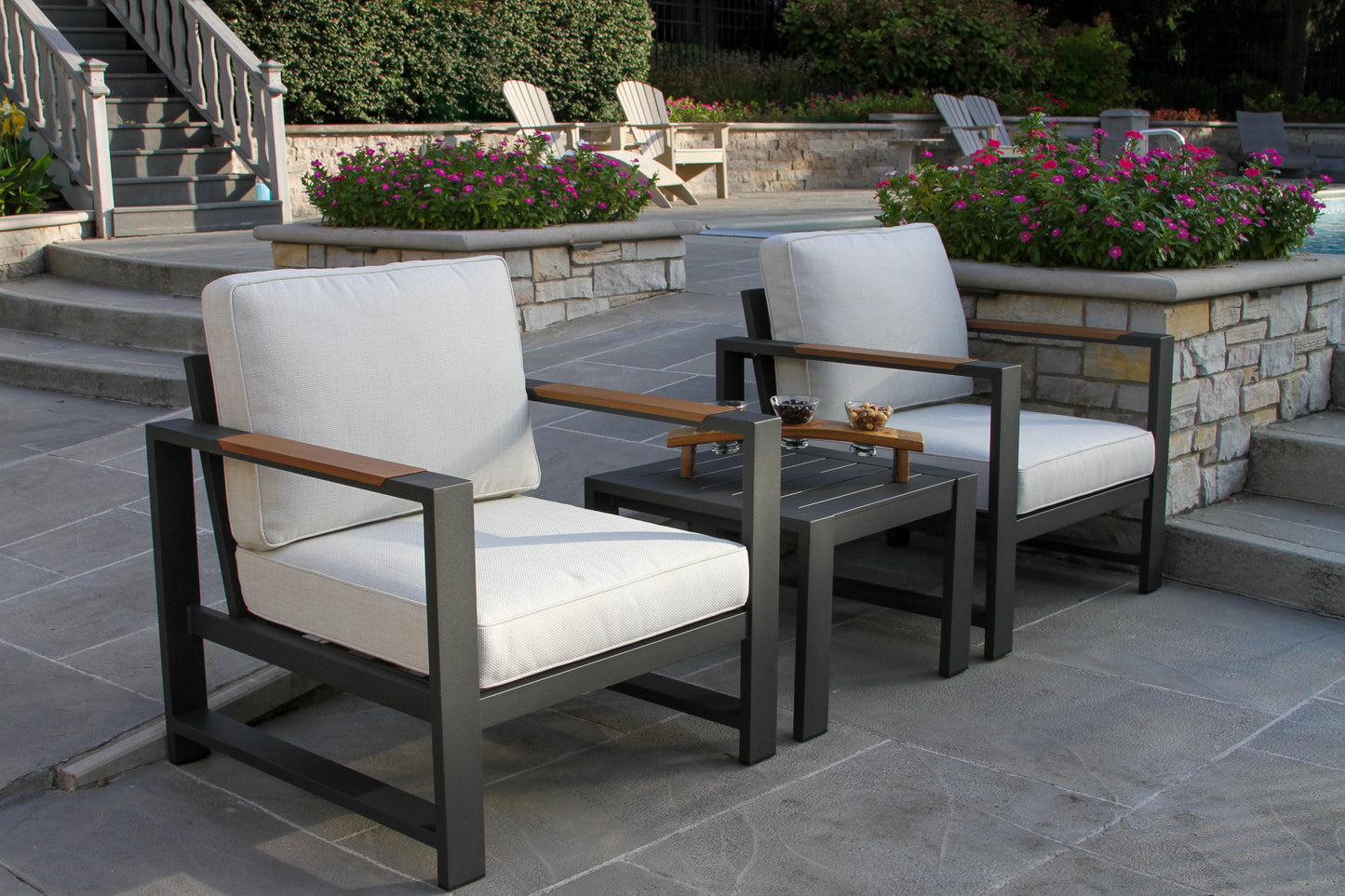 Sienna Black Outdoor Aluminum Accent Table 22" x 22"