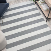 Melissa 5' x 7' Grey & White Striped Handwoven Indoor/Outdoor Cabana Style Stain Resistant Area Rug