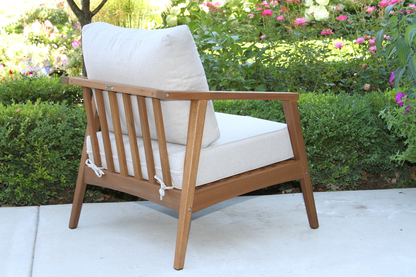 Eucalyptus Outdoor Modern Arm Chairs