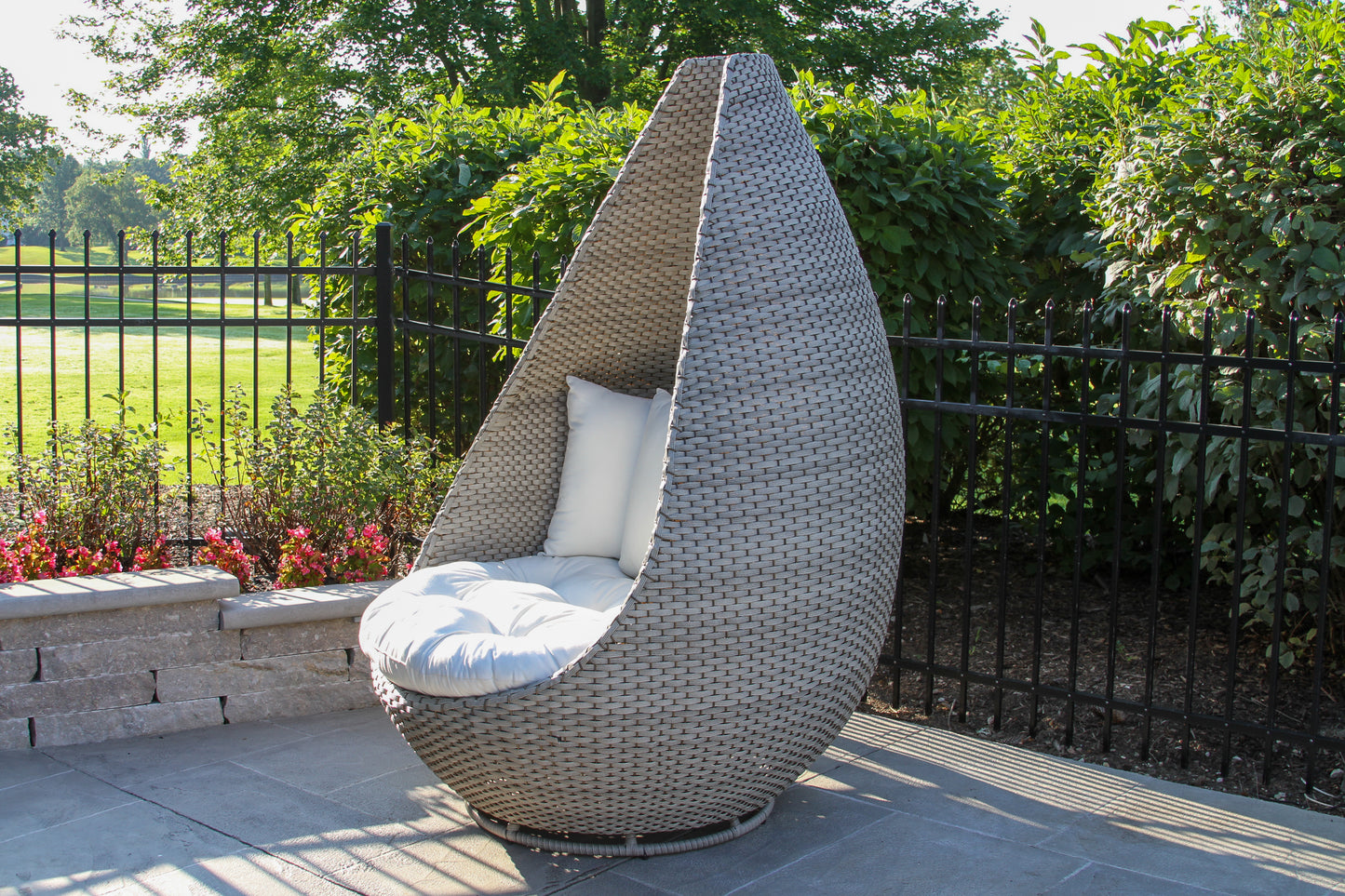 Tagine Outdoor Swivel Cuddle Chair w Sunbrella