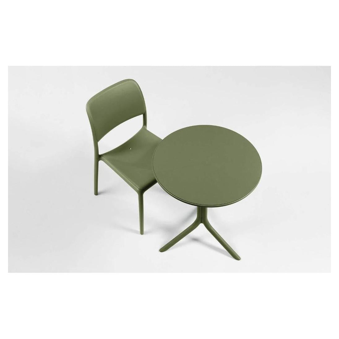 Spritz Outdoor Adjustable Height Resin Table