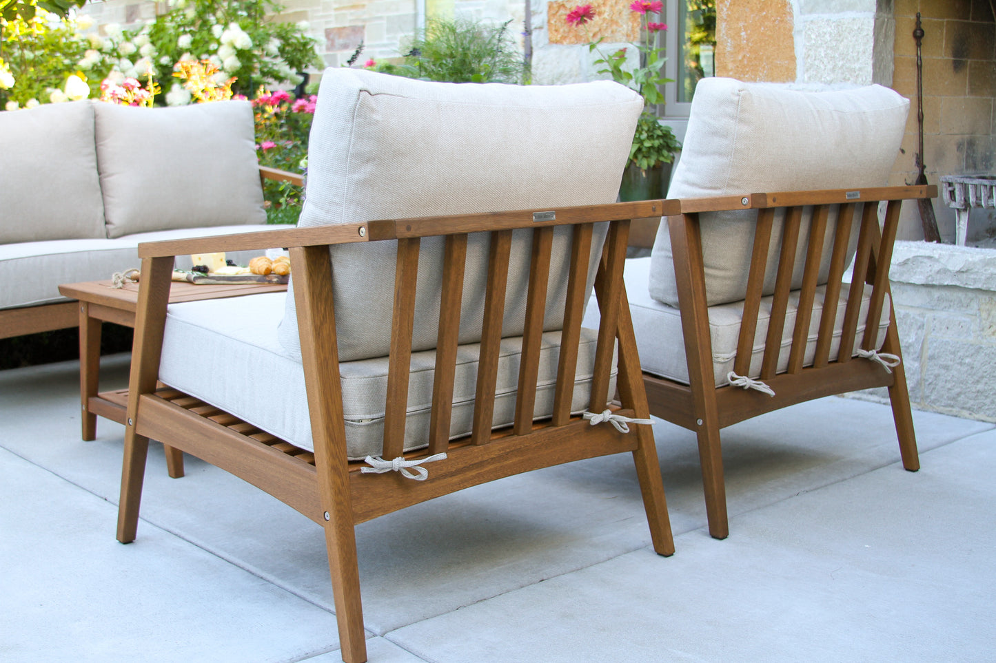 Eucalyptus Outdoor 4pc Modern Seating Group